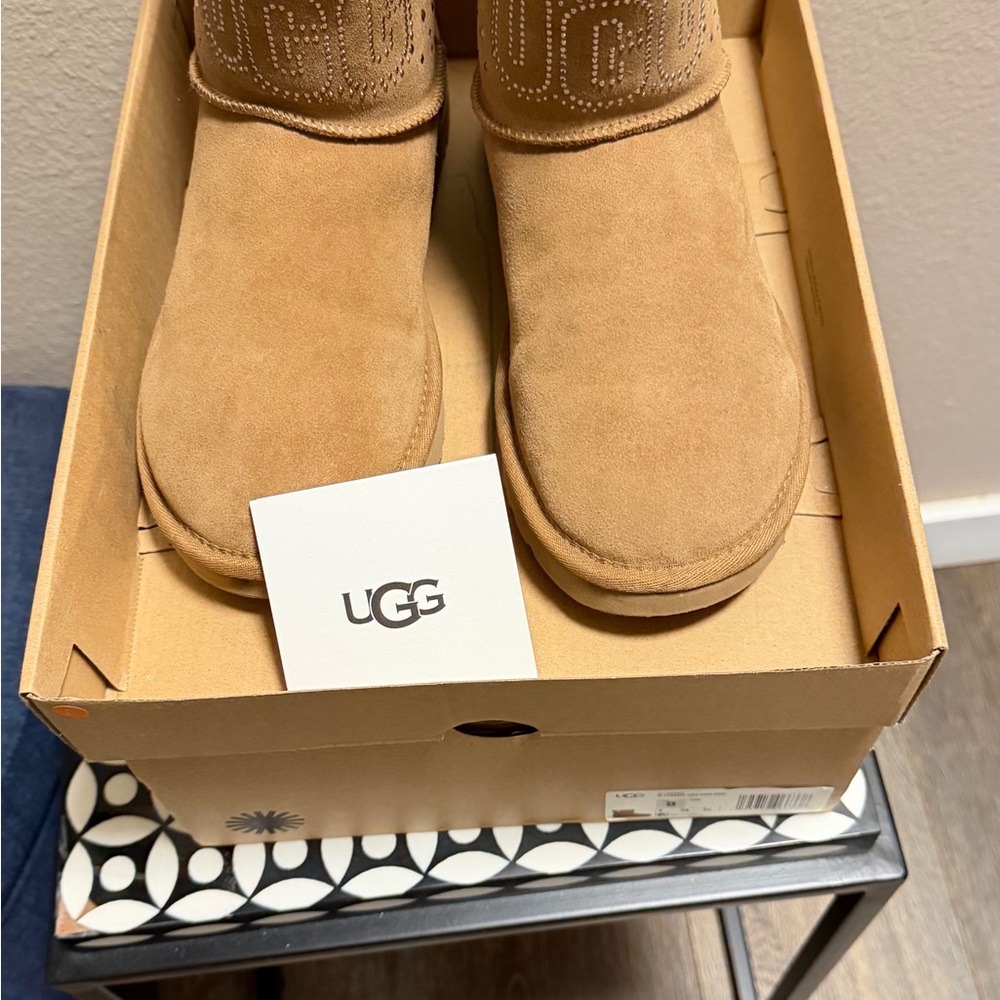 UGG Classic Chestnut Boots